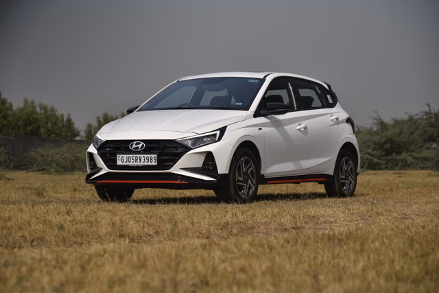 i20